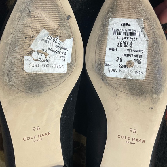 BRAND NEW COLE HAAN BLACK POINTED CUTOUT LEATHER FLATS WOMENS SIZE 9B - Picture 5 of 6